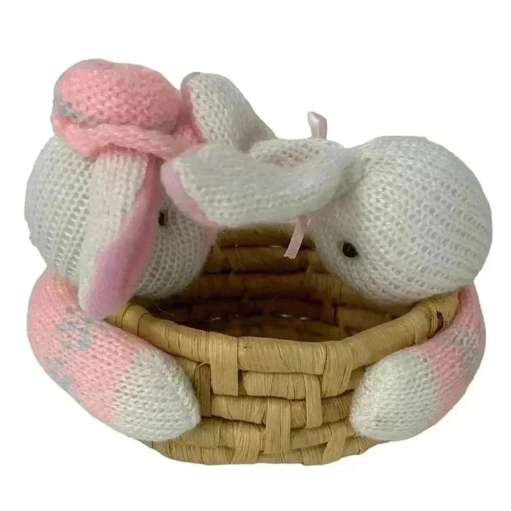 VINTAGE EASTER RATTAN WEAVED BASKET PLUSH KNIT BUNNIES HOLDING BASKET 6” - Picture 7 of 12